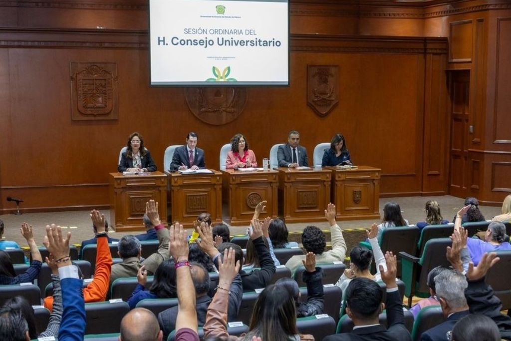 Consejo universitario