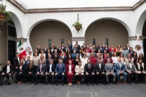 Reunion de los Poderes Ejecutivo y Legislativo