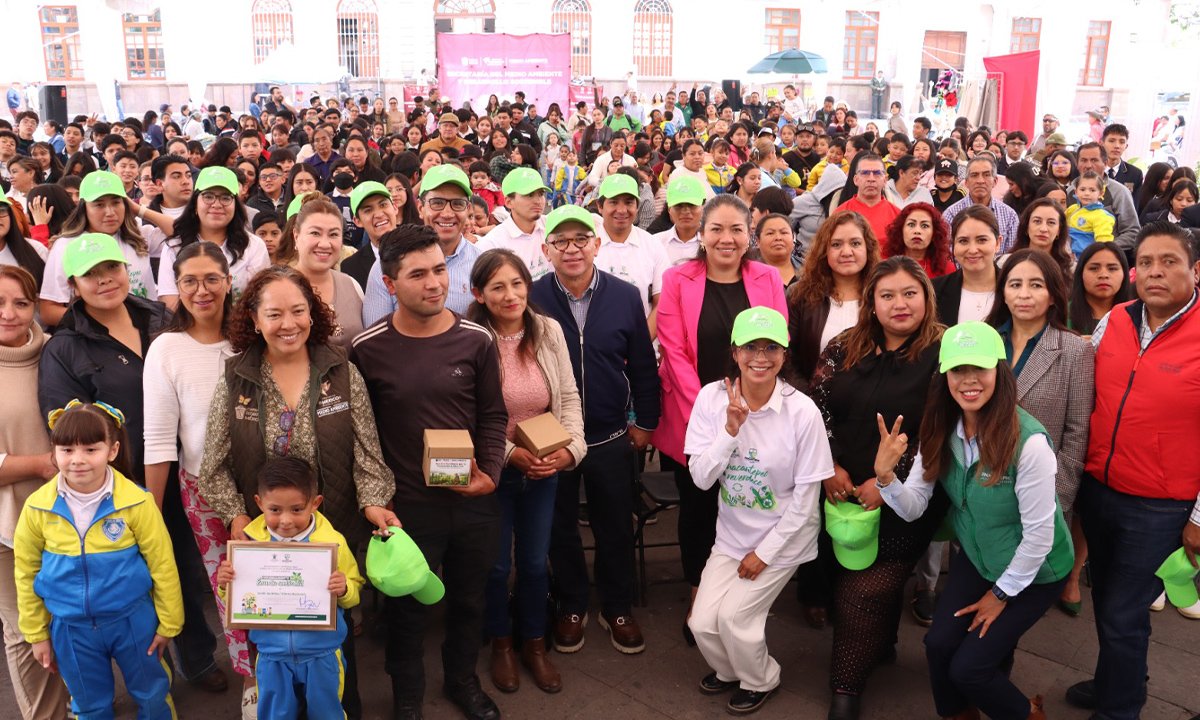 Alcalde Manuel Vilchis impulsa Feria Ambiental en Zinacantepec