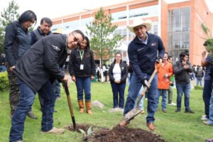 Alcalde Rodolfo Noguez lidera jornada ambiental en UMB