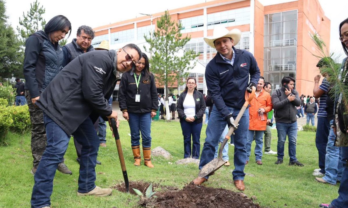 Alcalde Rodolfo Noguez lidera jornada ambiental en UMB