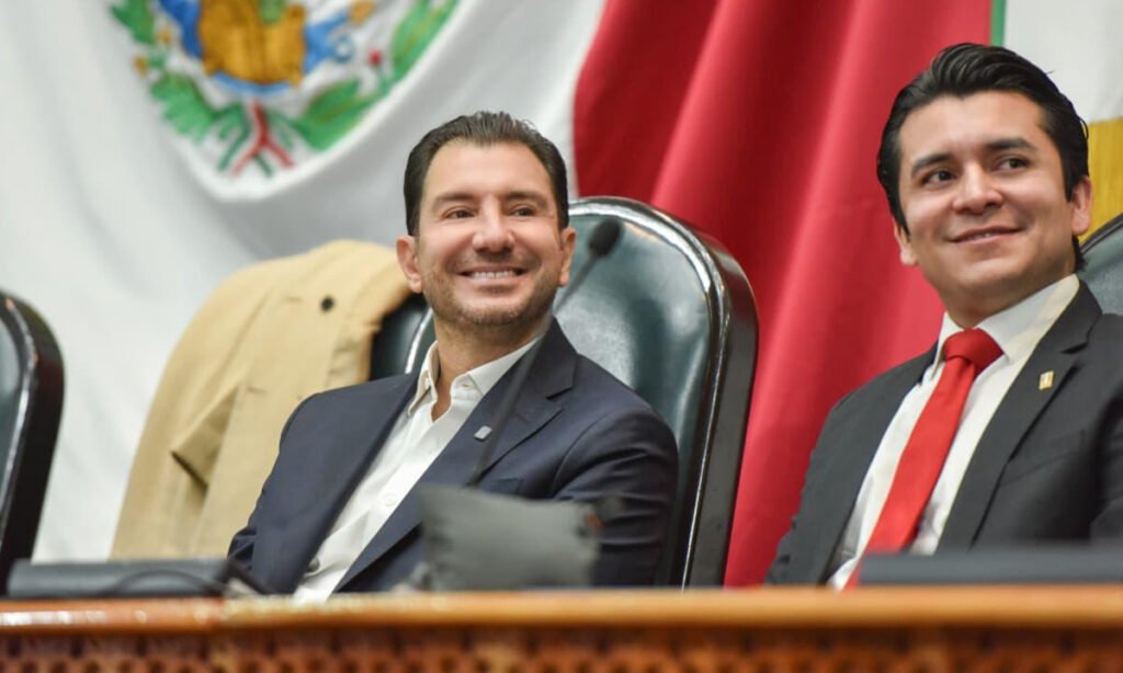 Elías Rescala impulsa participación juvenil en Congreso Edomex