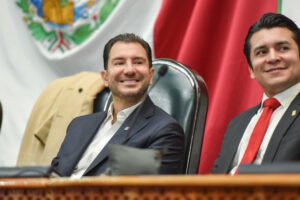 Elías Rescala impulsa participación juvenil en Congreso Edomex