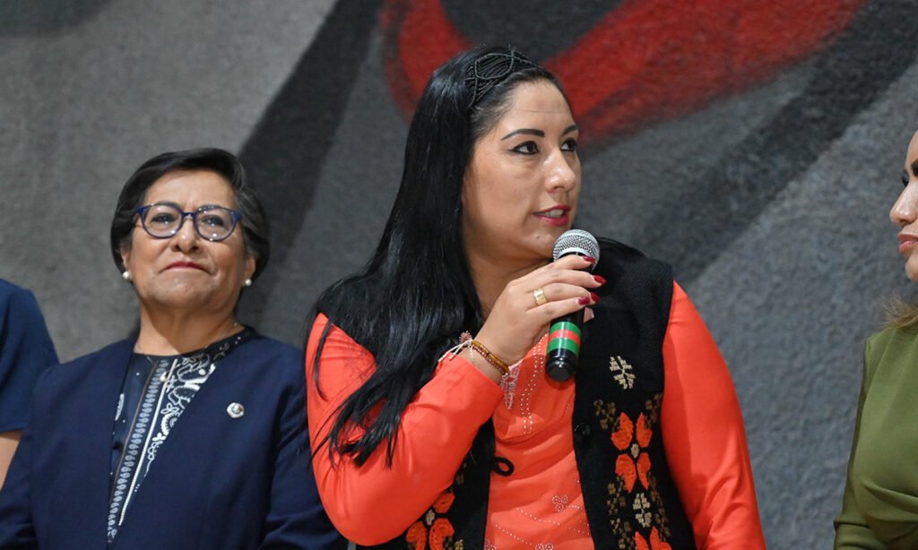 Martha Camacho inaugura jornada de salud visual en Congreso Edomex