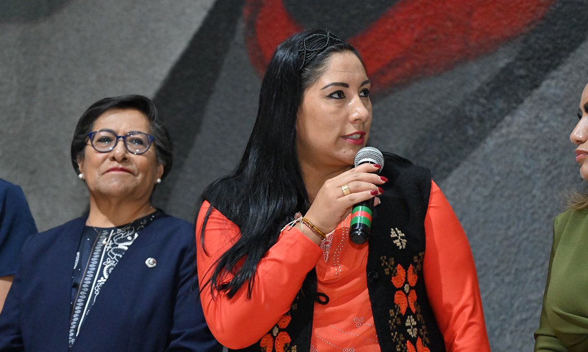 Martha Camacho inaugura jornada de salud visual en Congreso Edomex