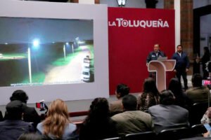 Mejora alumbrado público en zona norte en Toluca