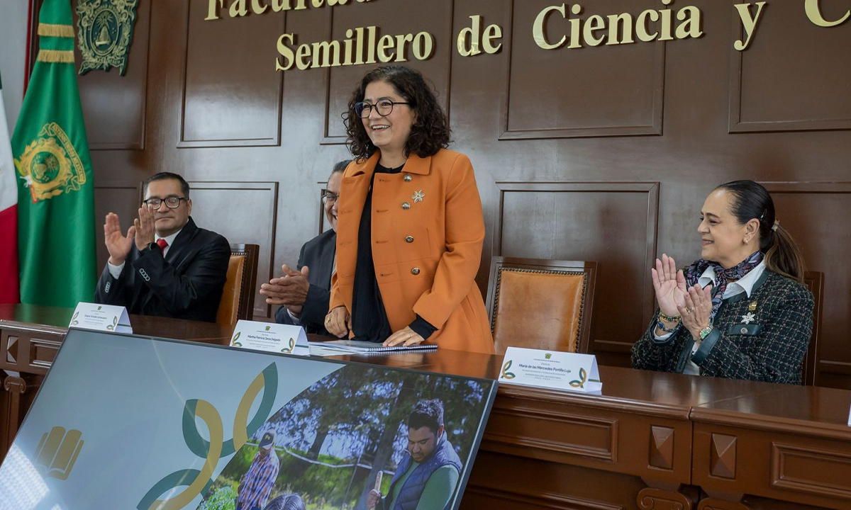Paty Zarza encabeza informe en facultad de ciencias agrícolas