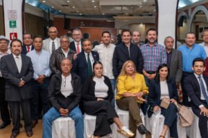 Pepe Couttolenc impulsa acuerdos laborales en Tlalnepantla