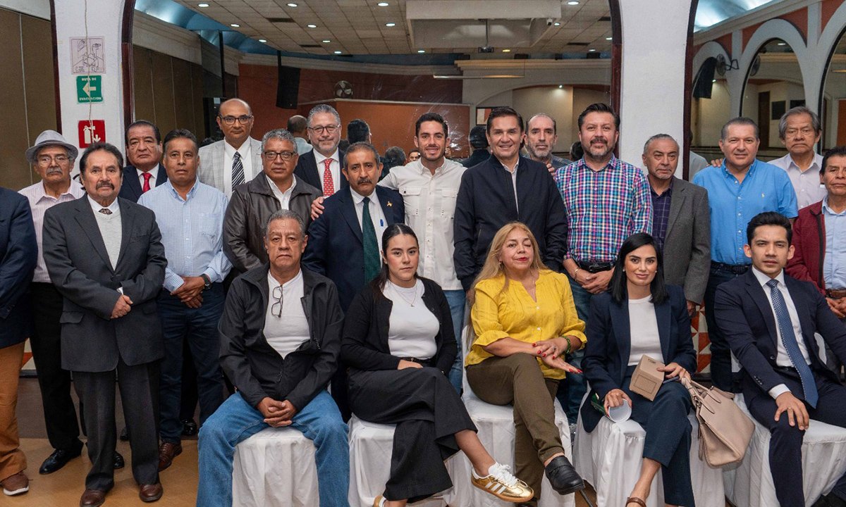 Pepe Couttolenc impulsa acuerdos laborales en Tlalnepantla