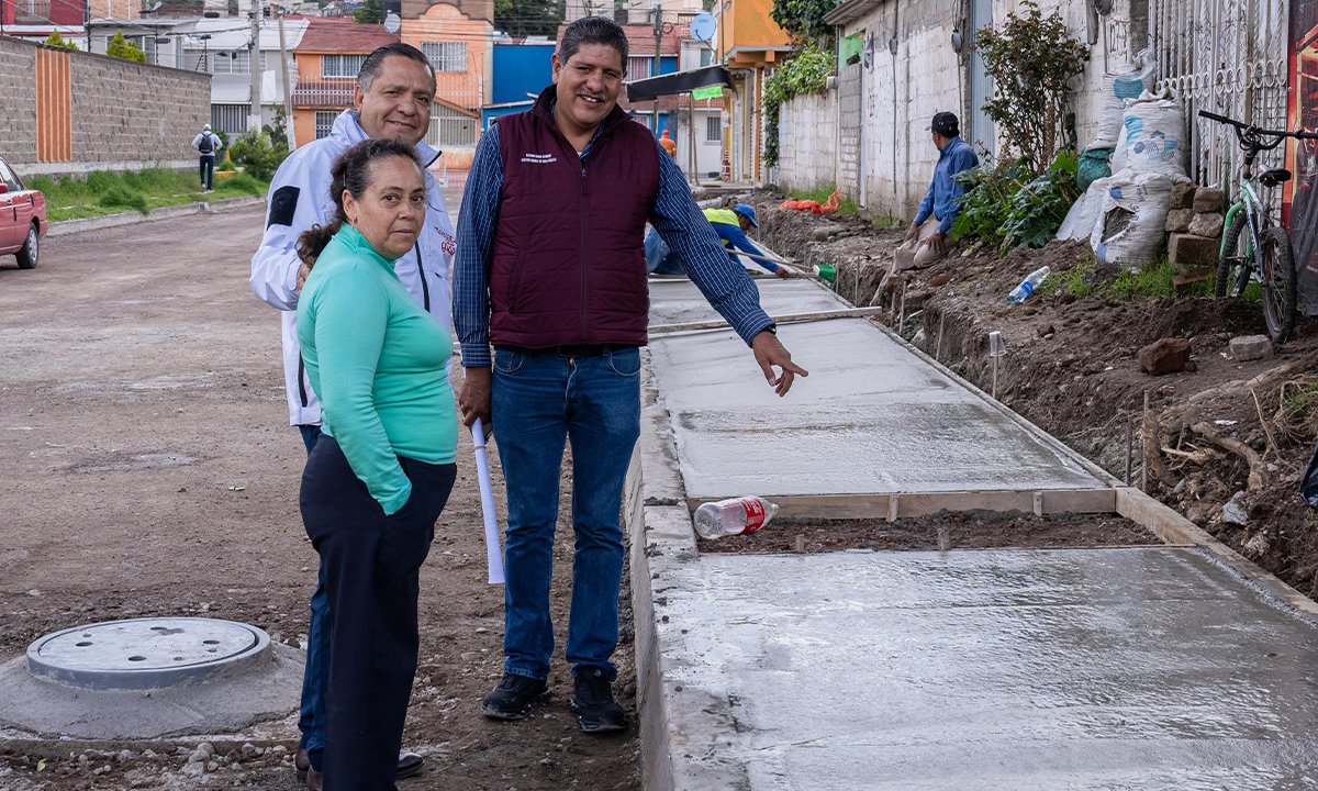 Ricardo Moreno supervisa rehabilitación de la Avenida del Trabajo