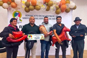 SMSEM celebra a los maestros papás en el Día del Padre