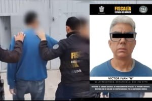 VIDEO - Cae profesor depredador de alumnas en Ecatepec