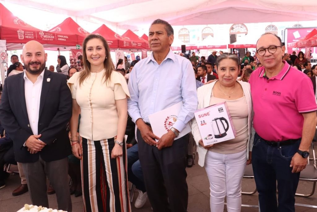 Bodas comunitarias en Zinacantepec