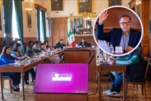 alcalde de Toluca escucha peticiones de vecinos
