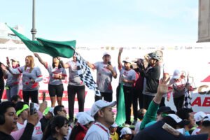 5000 corredores participan en la XXX Carrera de la y el Abogado