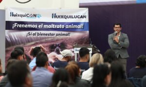 Huixquilucan abre frente contra el maltrato animal con foro