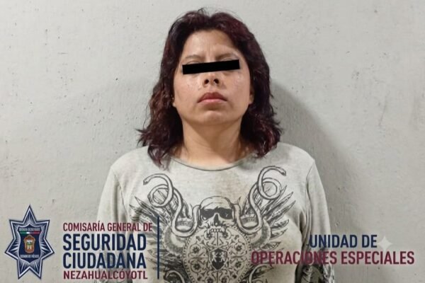 incendia a pareja en Neza