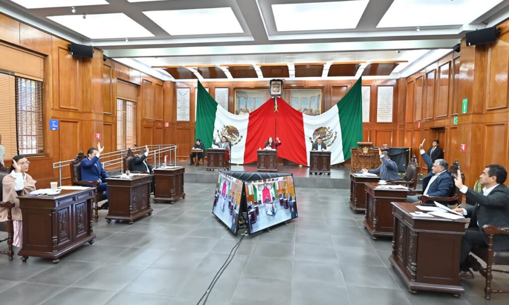 Congreso Edomex dona inmuebles para servicios médicos
