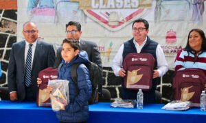 Ramírez Ponce supervisa inicio de ciclo escolar en Lerma