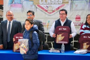 Ramírez Ponce supervisa inicio de ciclo escolar en Lerma
