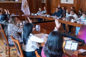 Toluca aprueba reforma judicial y permisos para fiestas patronales