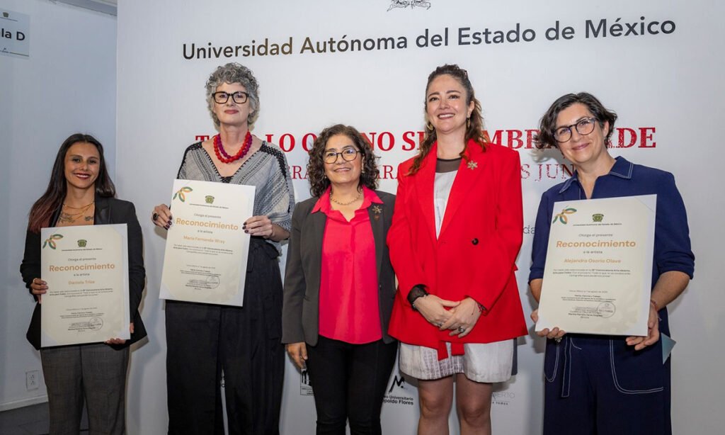 UAEMéx abre exposición que cuestiona narrativas femeninas