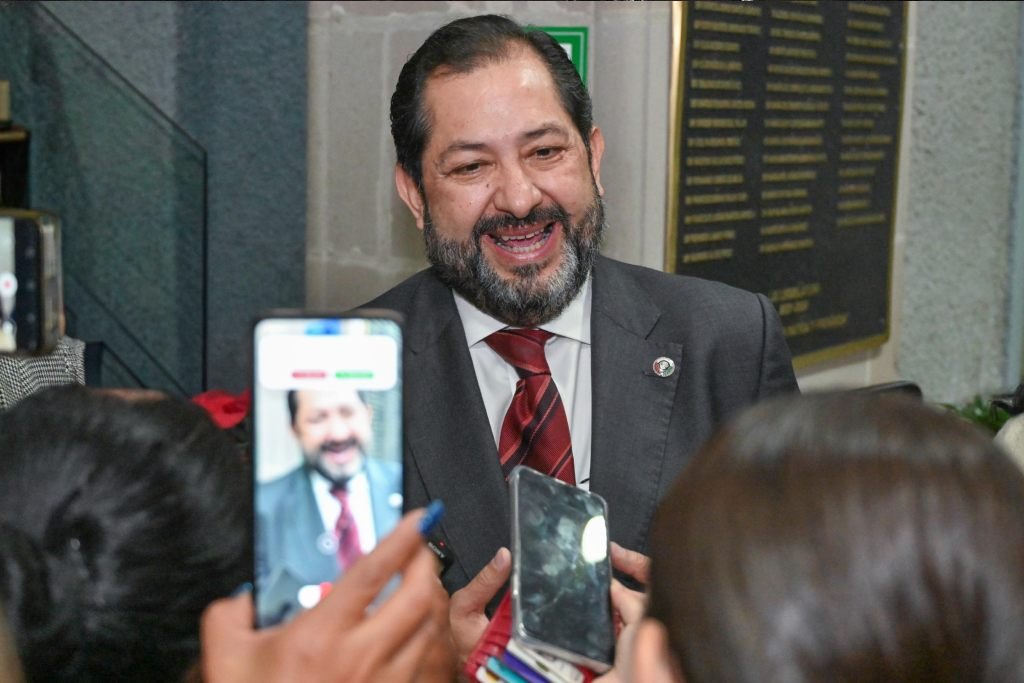 Lìder de la bancada de Morena