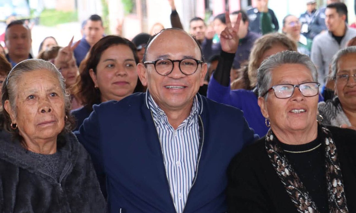 Dos nuevas vialidades mejoran movilidad en comunidades en Zinacantepec