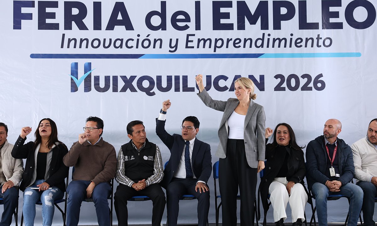 Feria laboral reúne a 100 empresas en Huixquilucan