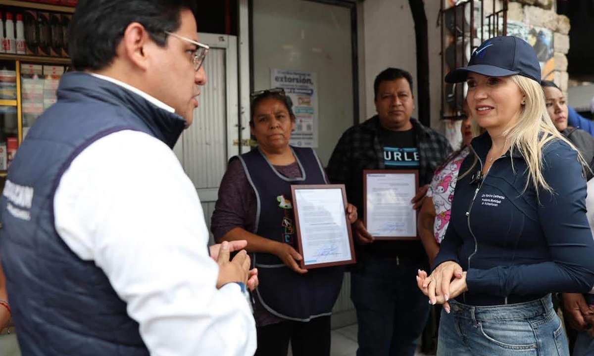 Huixquilucan instala gimnasio de calistenia en El Bosque