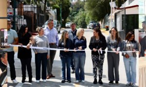 Huixquilucan repavimenta con inversión millonaria en Lomas de las Palmas