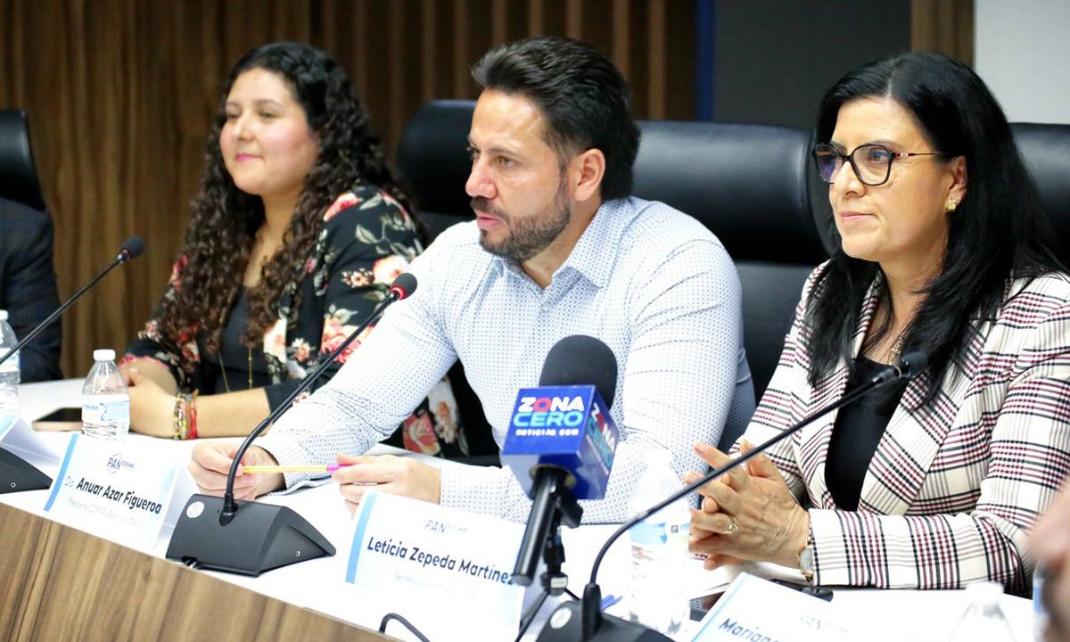 PAN suma perfiles de PRI y PRD y fija metas en Edomex