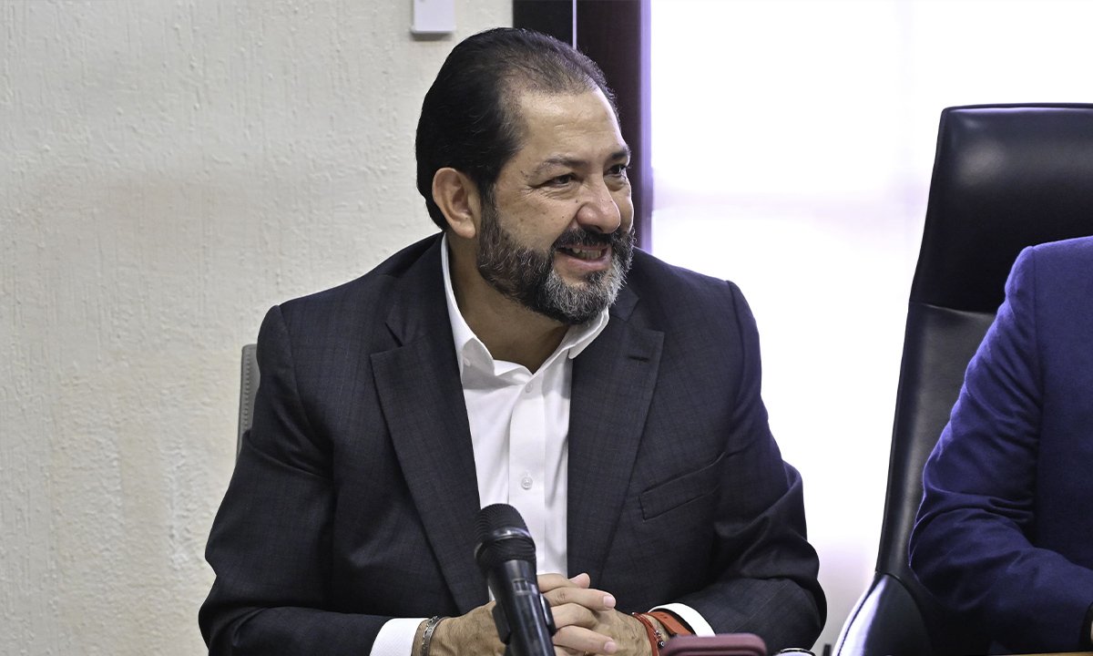 Reconoce Francisco Vázquez resultados de Delfina Gómez