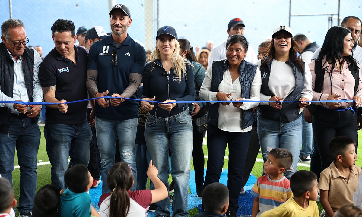 Romina Contreras entrega rehabilitación de deportivo