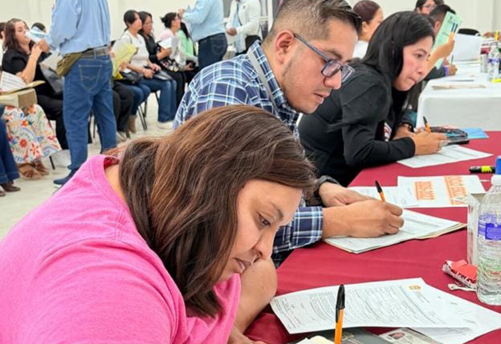 SMSEM recibe más de 30 mil solicitudes de becas