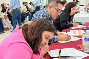 SMSEM recibe más de 30 mil solicitudes de becas