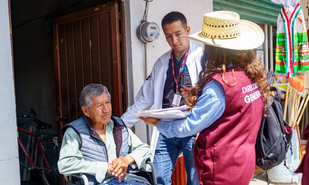 Servicios de salud llegan a San Diego de los Padres Cuexcontitlán, Toluca