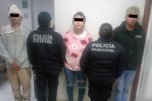 Taxista denuncia asalto con arma de fuego en Toluca