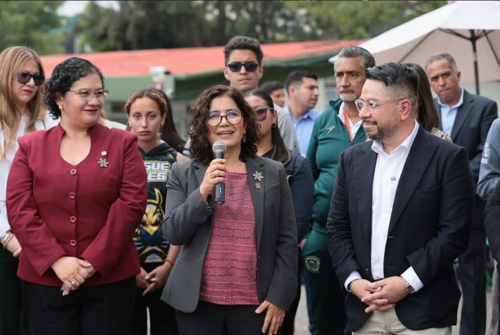 Rectora Patricia Zarza
