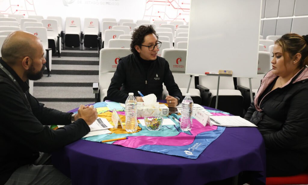 Certifican a 70 servidores judiciales como facilitadores en mediación familiar