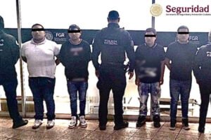 Detienen a cinco personas en Teotihuacán por instalar falsos retenes