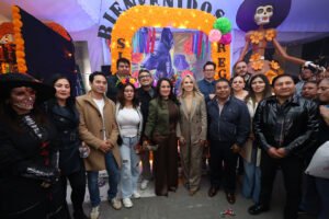 Huixquilucan instala 25 altares de Día de Muertos con el Xoloitzcuintle