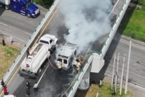 se incendia ambulancia de Almoloya del Río