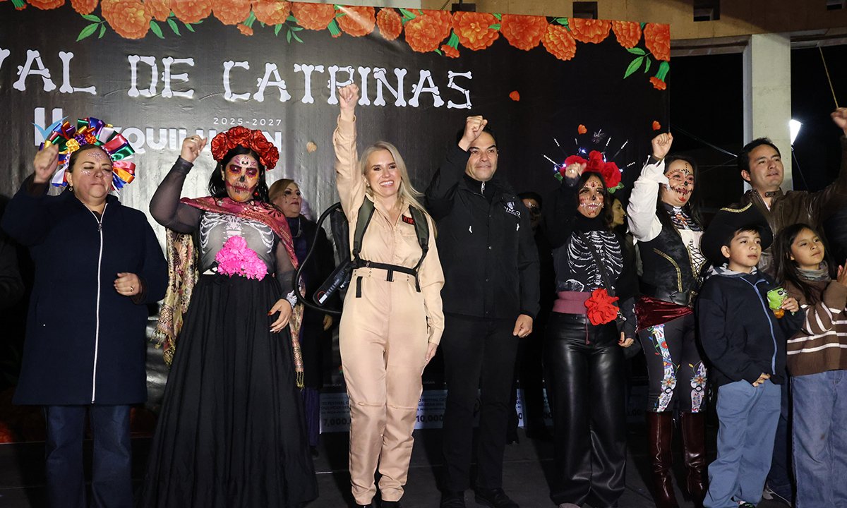 Más de 3 mil personas corren y desfilan en Huixquilucan por el Día de Muertos