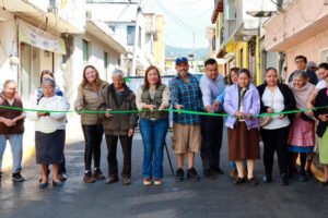 Ocoyoacac inaugura calle Vicente Guerrero en San Jerónimo Acazulco