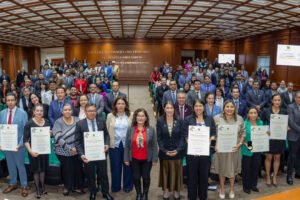 UAEMéx distingue a 12 egresados en el Salón de Alumni de Excelencia