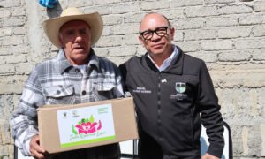Zinacantepec reparte 10 mil canastas alimentarias en sus comunidades