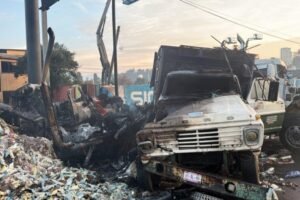 incendio de tres tráileres